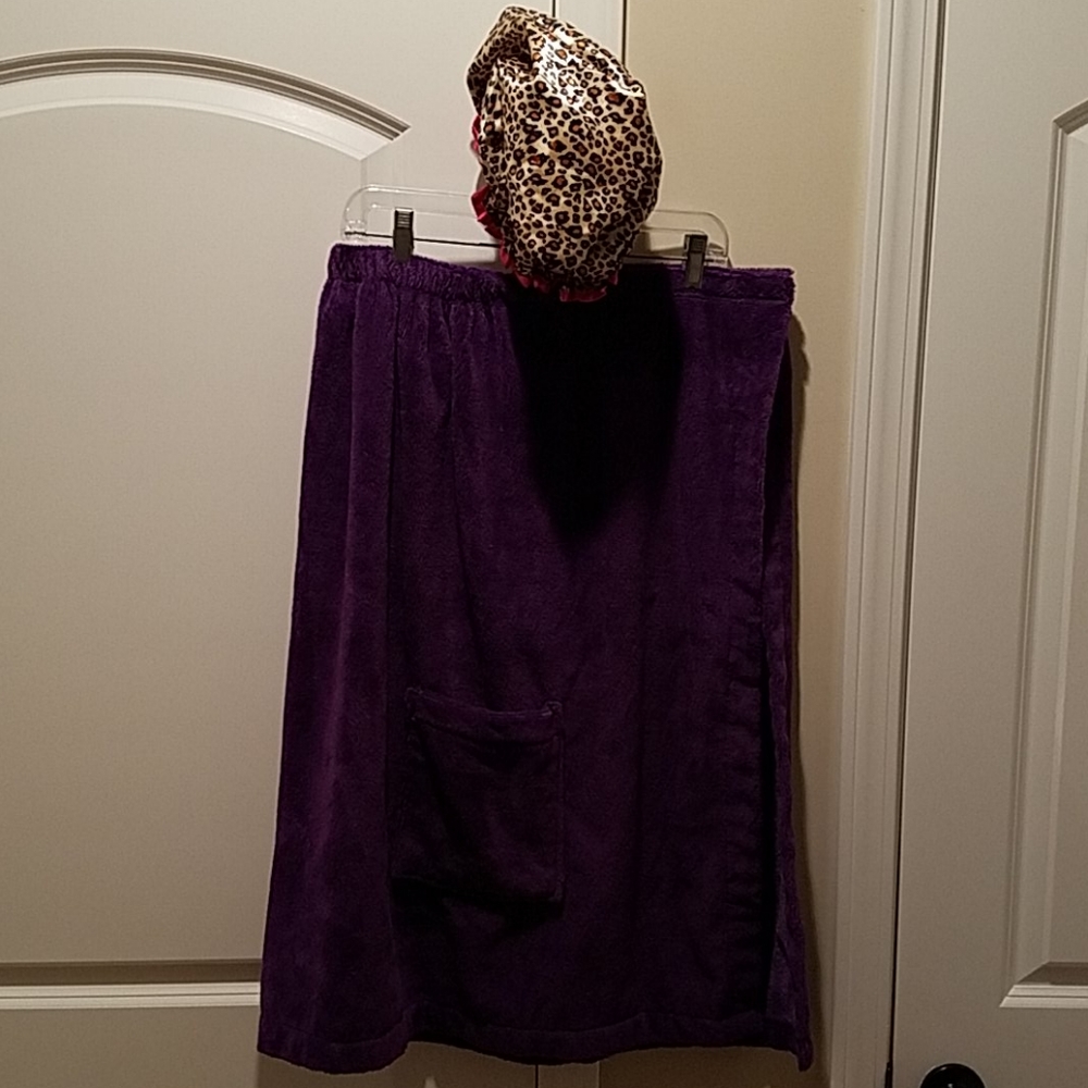 NWOT Melsimo towel wrap and shower cap